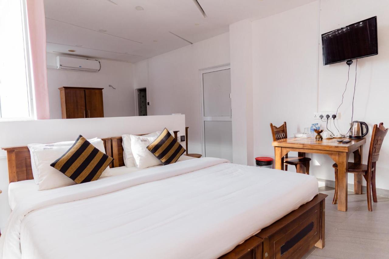 Hotel Centhara Beach Weligama Exterior foto